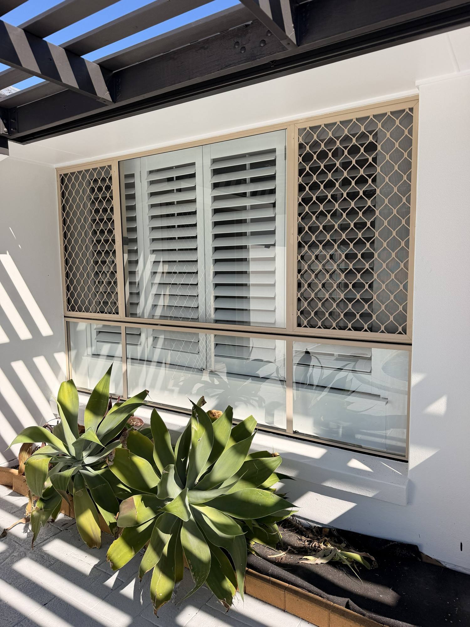 Diamond Grille security doors & windows